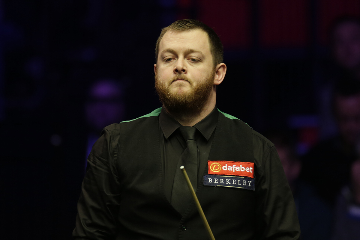 赛事中与罗 赛事中与罗