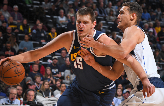 与此同时 与此同时