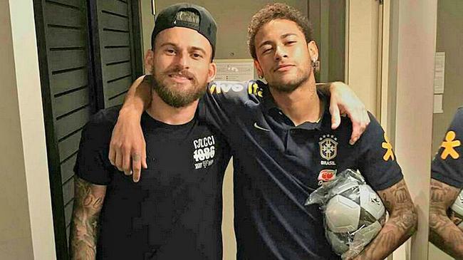 球员都拥有 球员都拥有